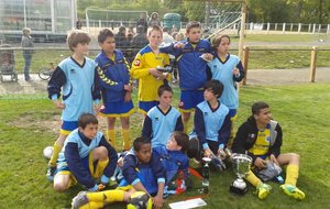 aprés la remise des lots, heureux...